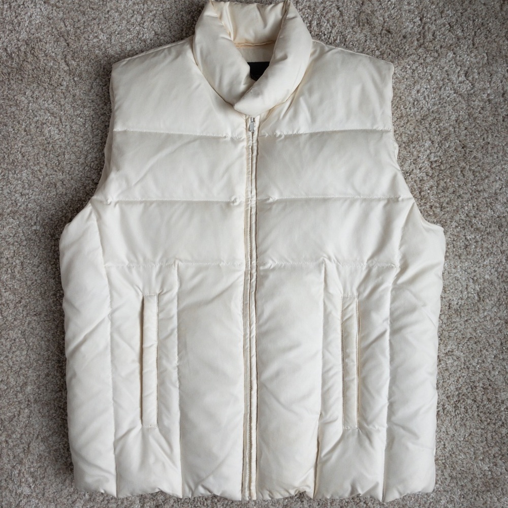 Banana Republic Puffer Vest